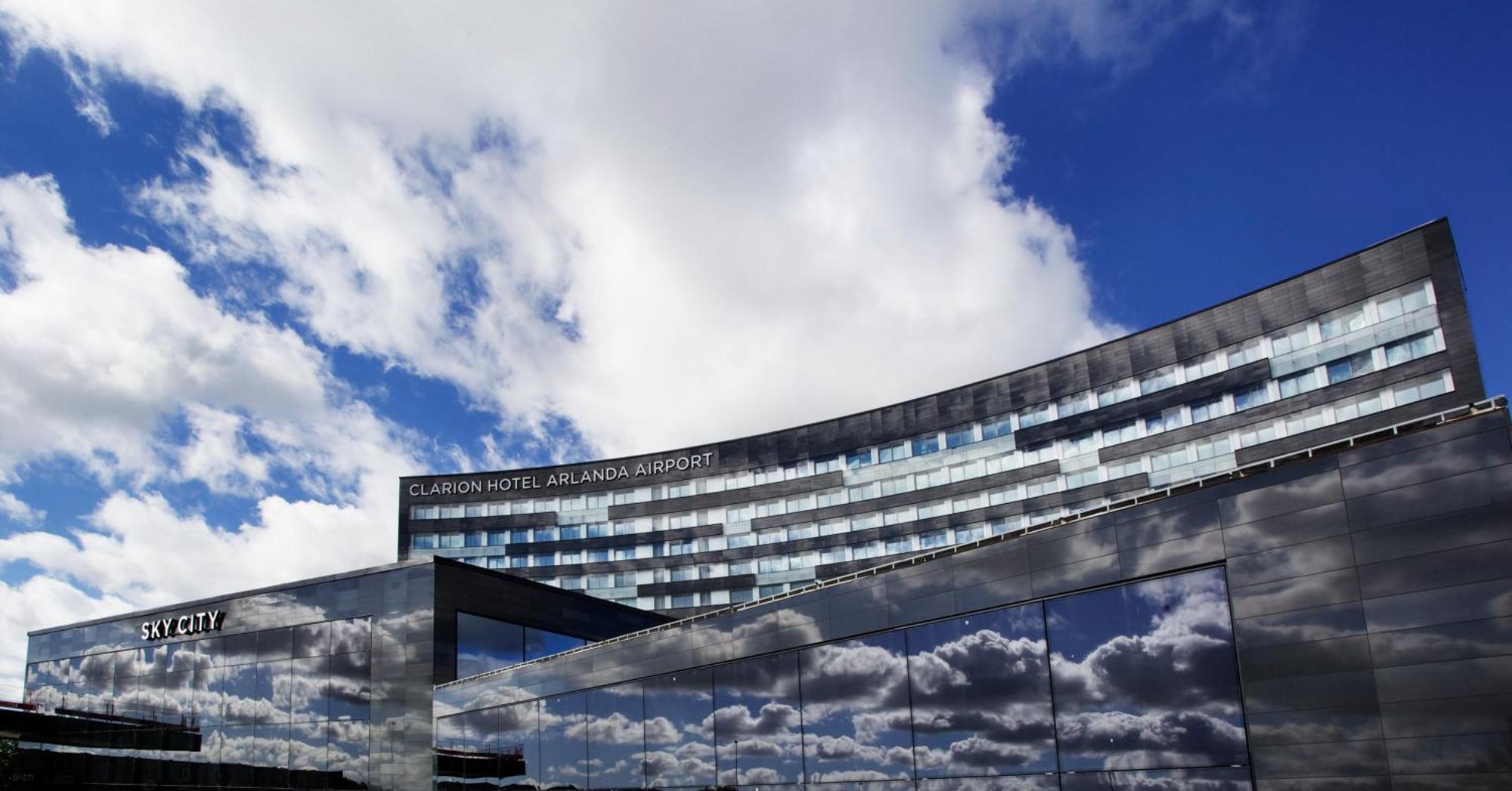 Clarion Hotel Arlanda Airport Terminal Exterior photo