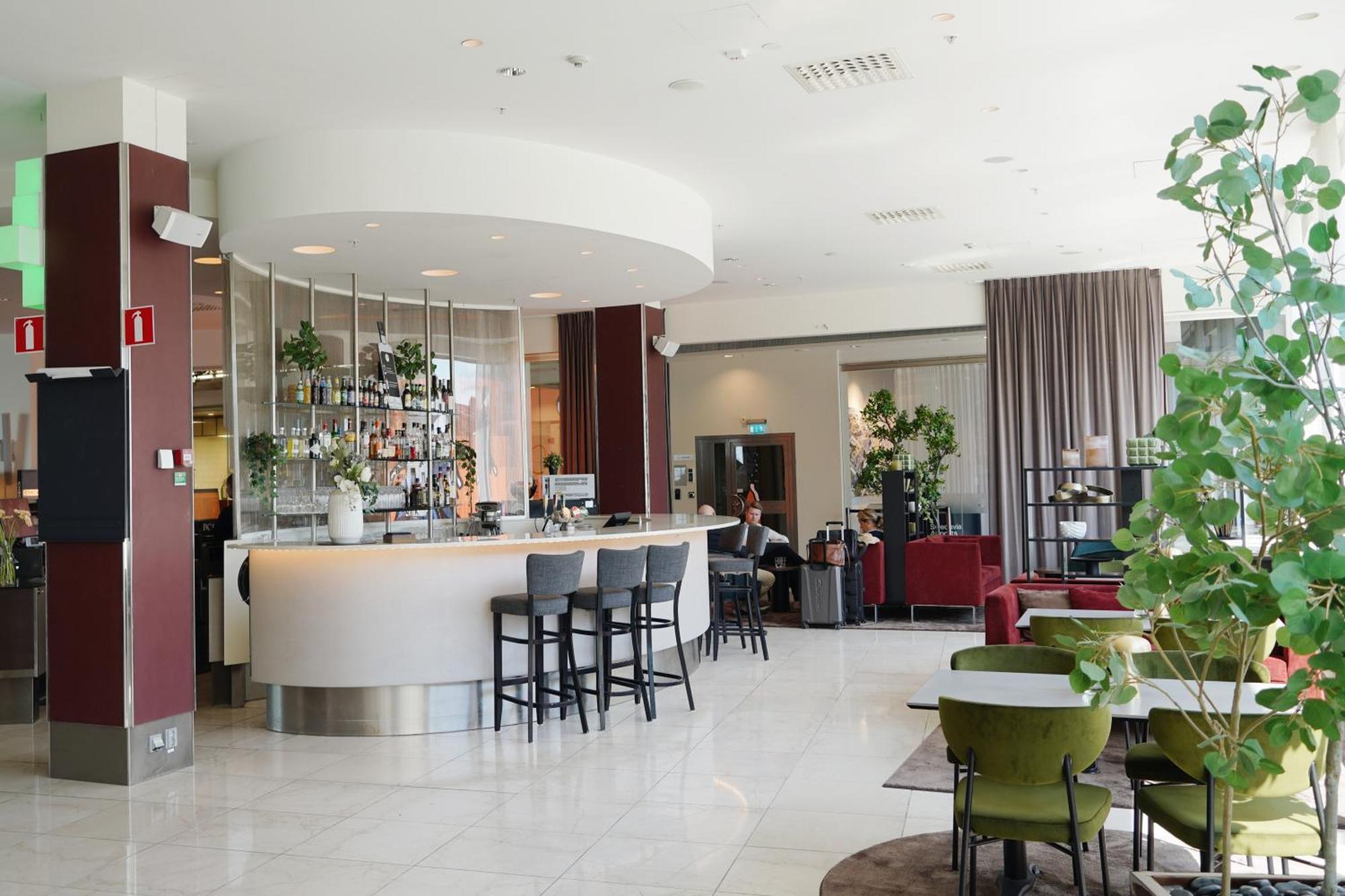 Clarion Hotel Arlanda Airport Terminal Exterior photo